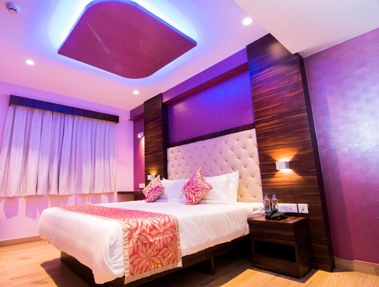 Npg Hotel Yelahanka Exteriör bild