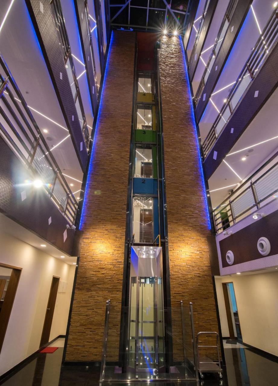 Npg Hotel Yelahanka Exteriör bild
